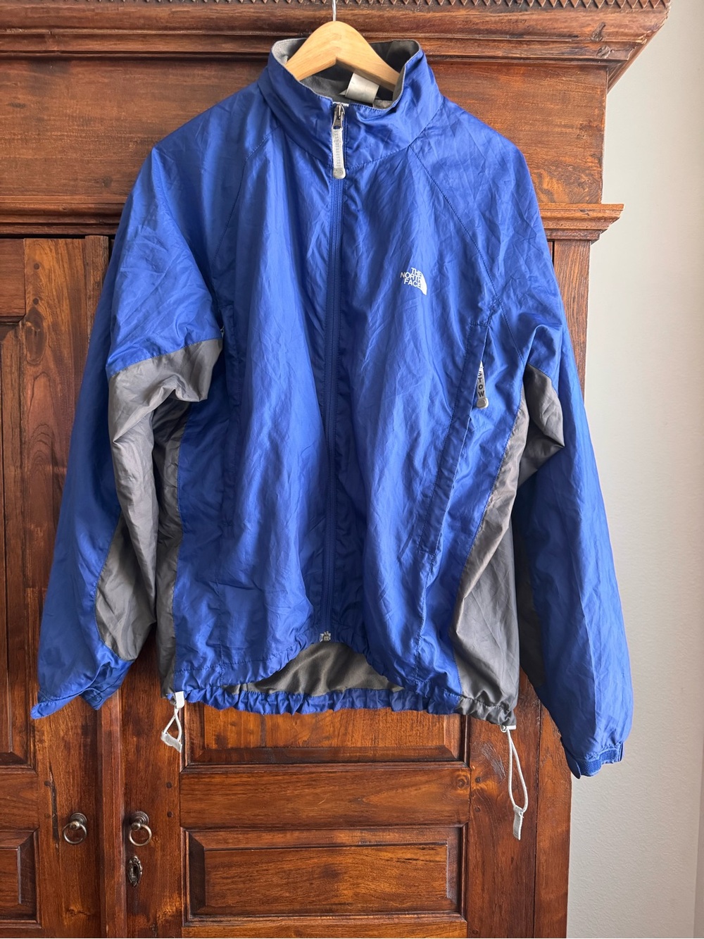 The North Face Blue Gray Colorblock Ripstop Windbreaker Full Zip Medium